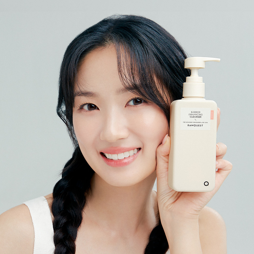 Latest photo of Kim Hyeyoon