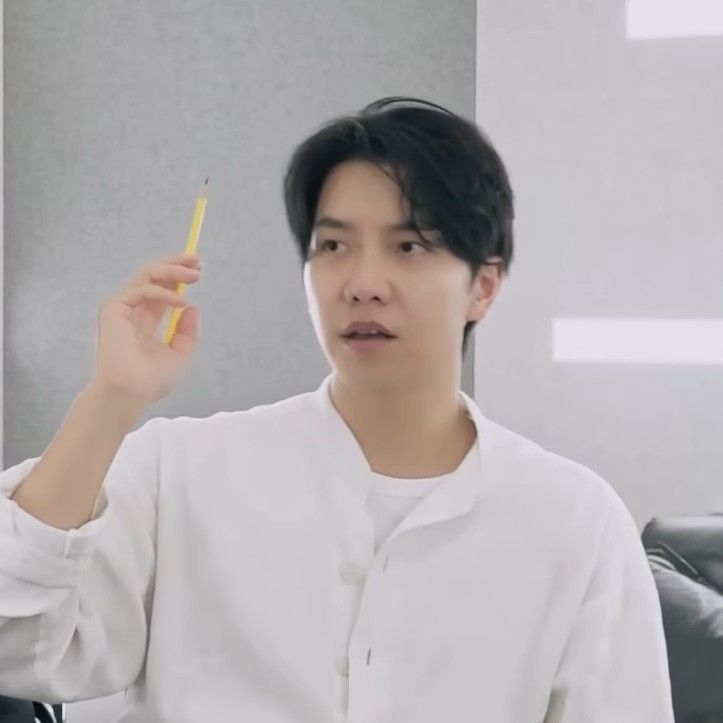 粉丝拍下的李升基瞬间