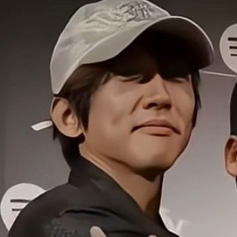 Recent activity shot of Lee Seungyoon