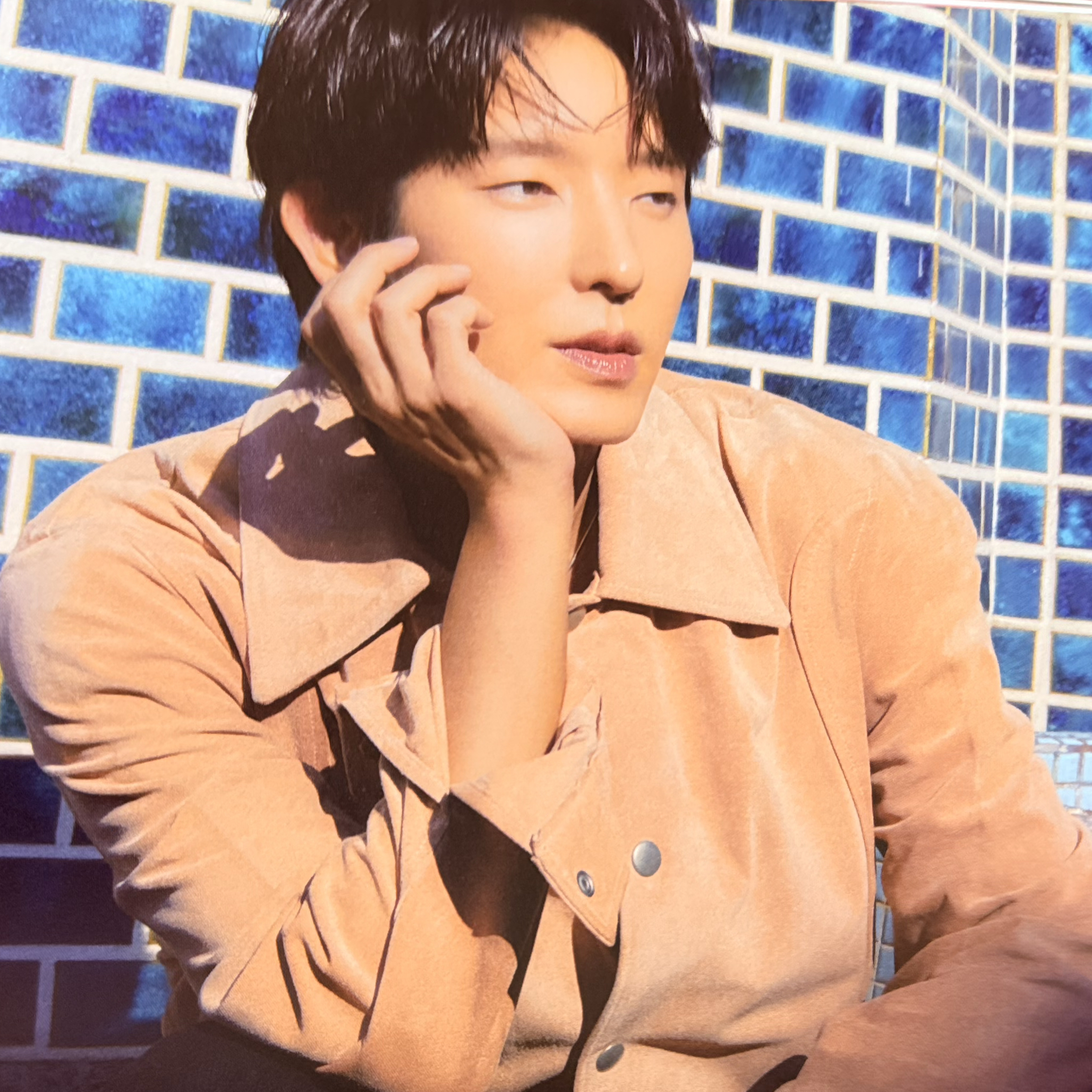 Behind-the-scenes cut of Lee Joongi