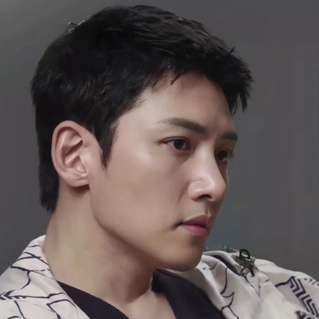 Recent activity shot of Ji Changwook