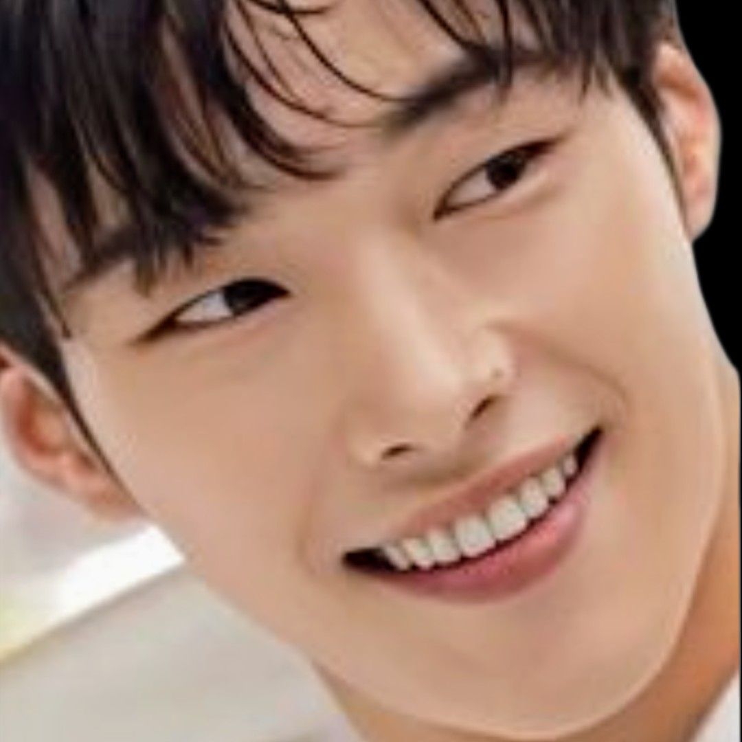 Latest photo of Woo Dohwan