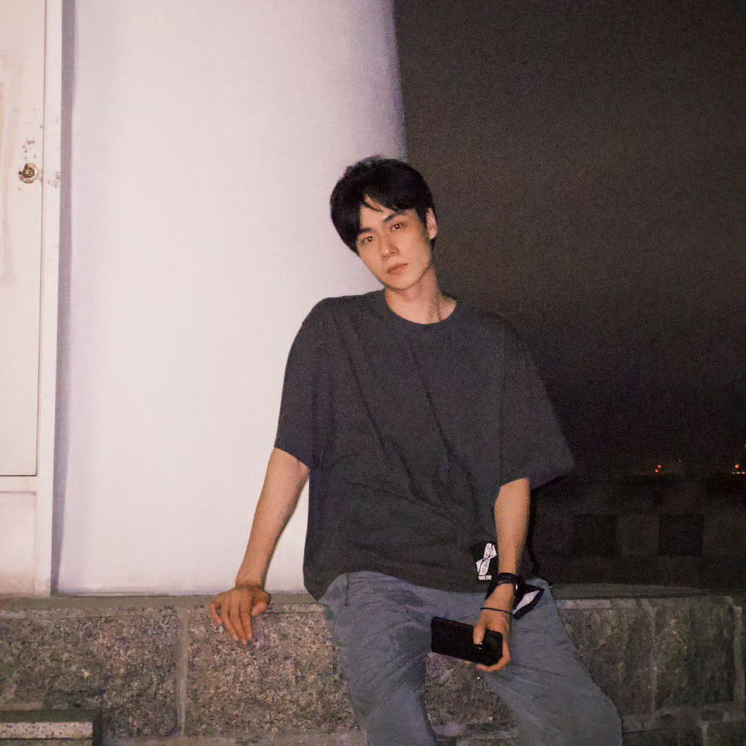 A moment captured by a fan of Hu Yitian