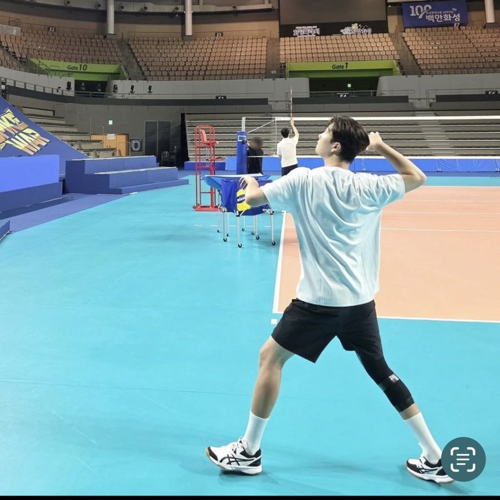 粉絲拍下的Song Minjun瞬間