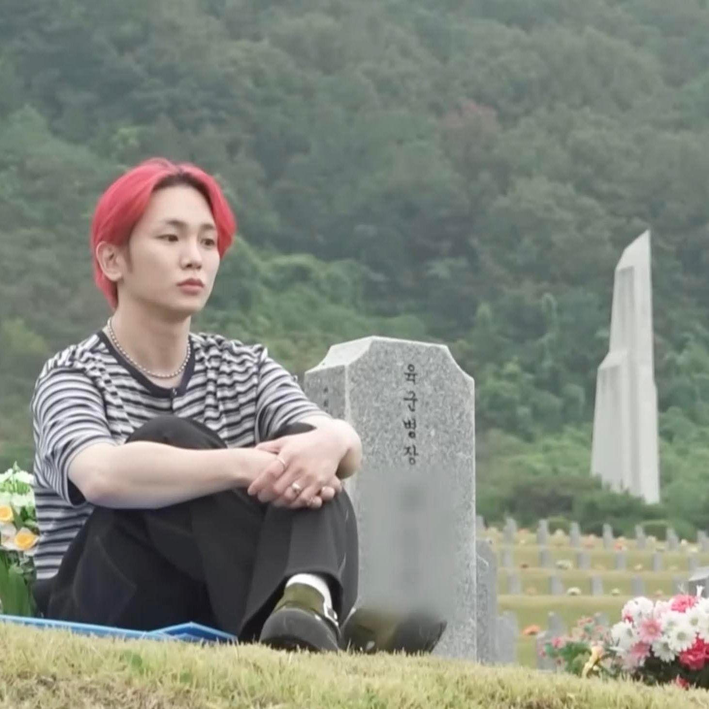 Behind-the-scenes cut of Key