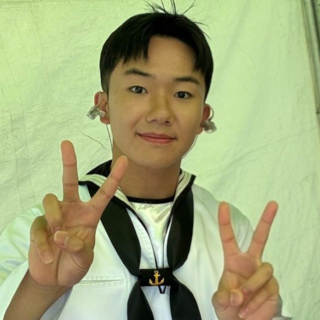 Behind-the-scenes cut of Nam Seungmin
