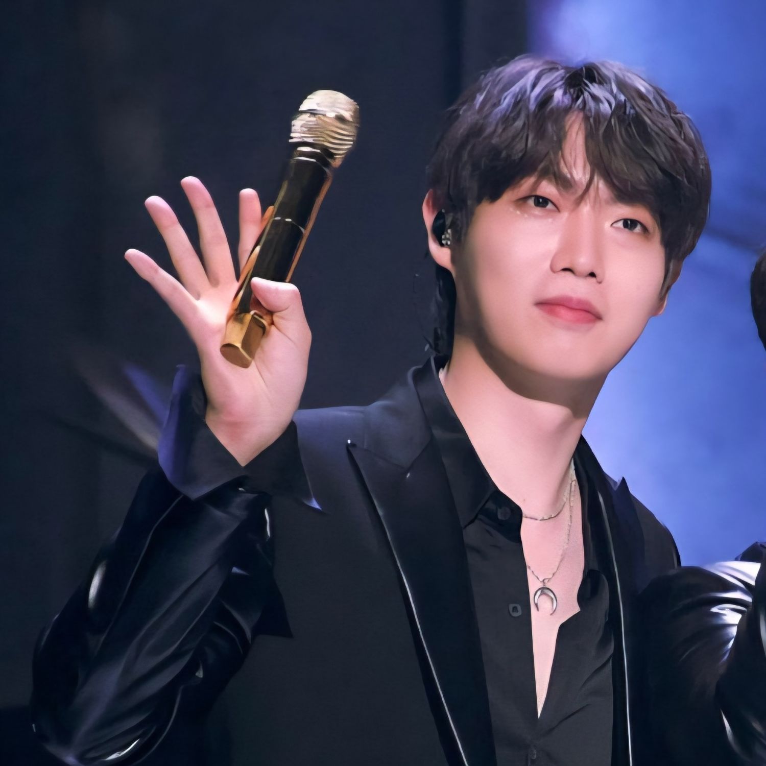 Latest photo of Son Taejin