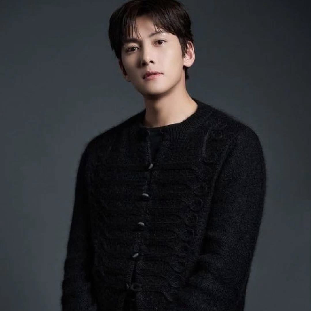 지창욱의 최신 사진