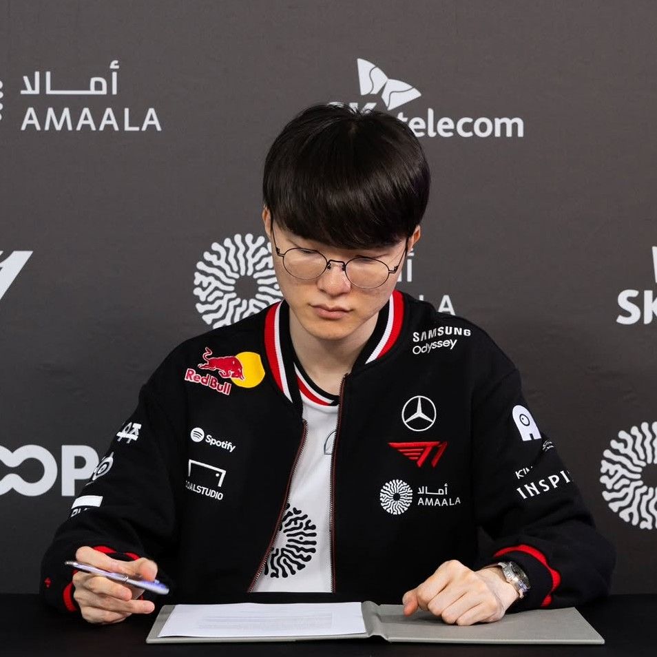 Behind-the-scenes cut of Faker