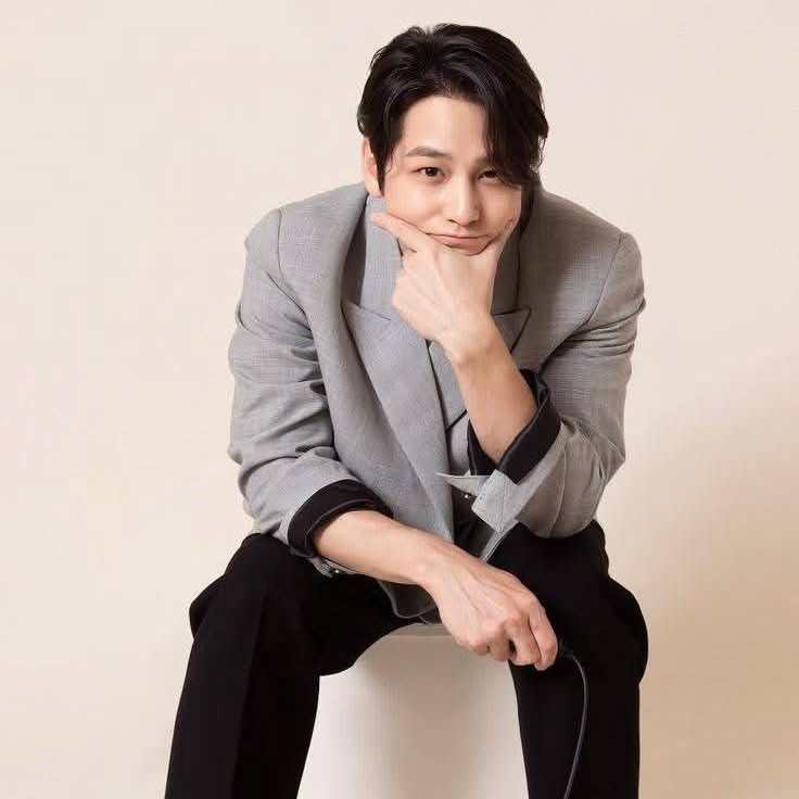 Latest photo of Kim Bum