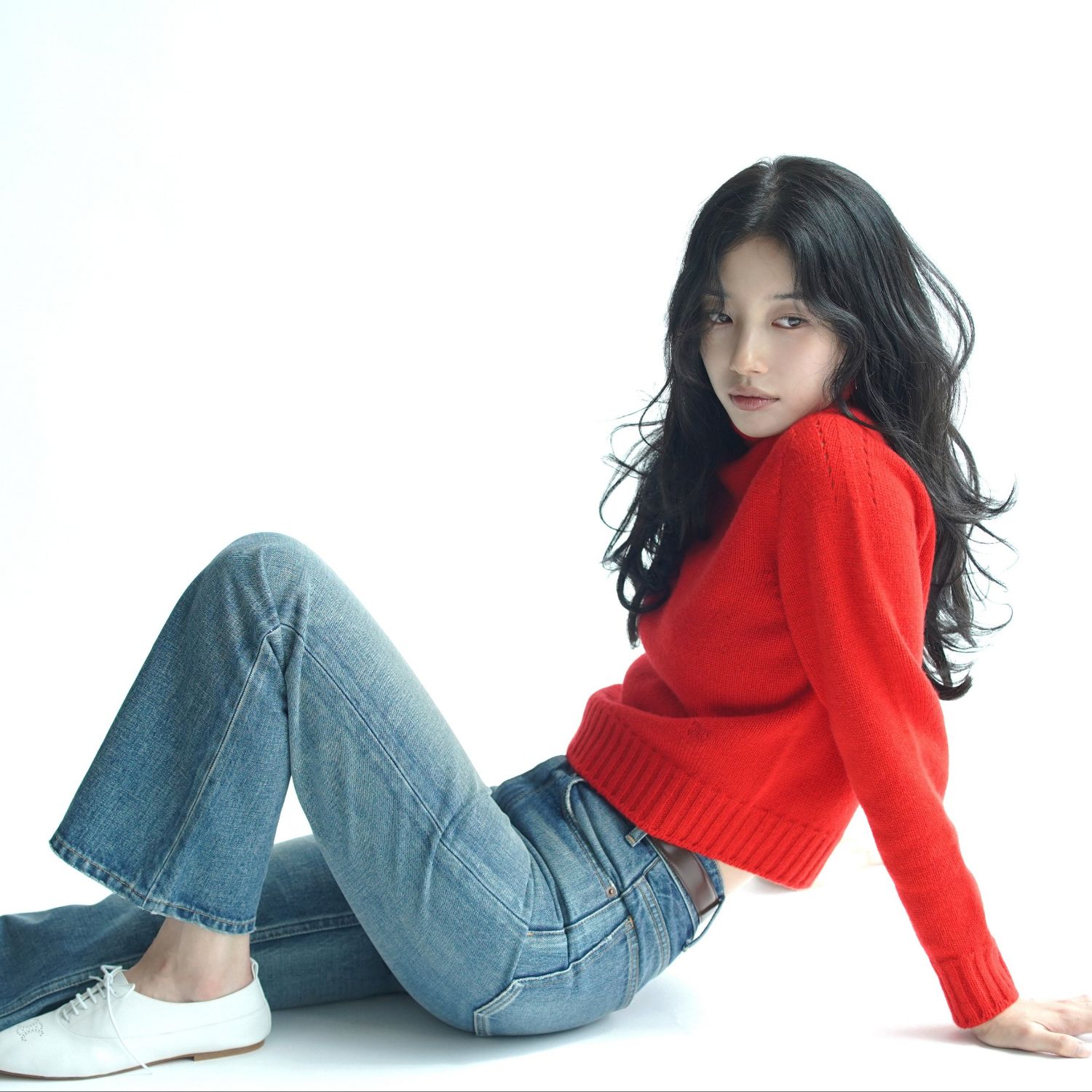 Recent activity shot of Bae Suzy