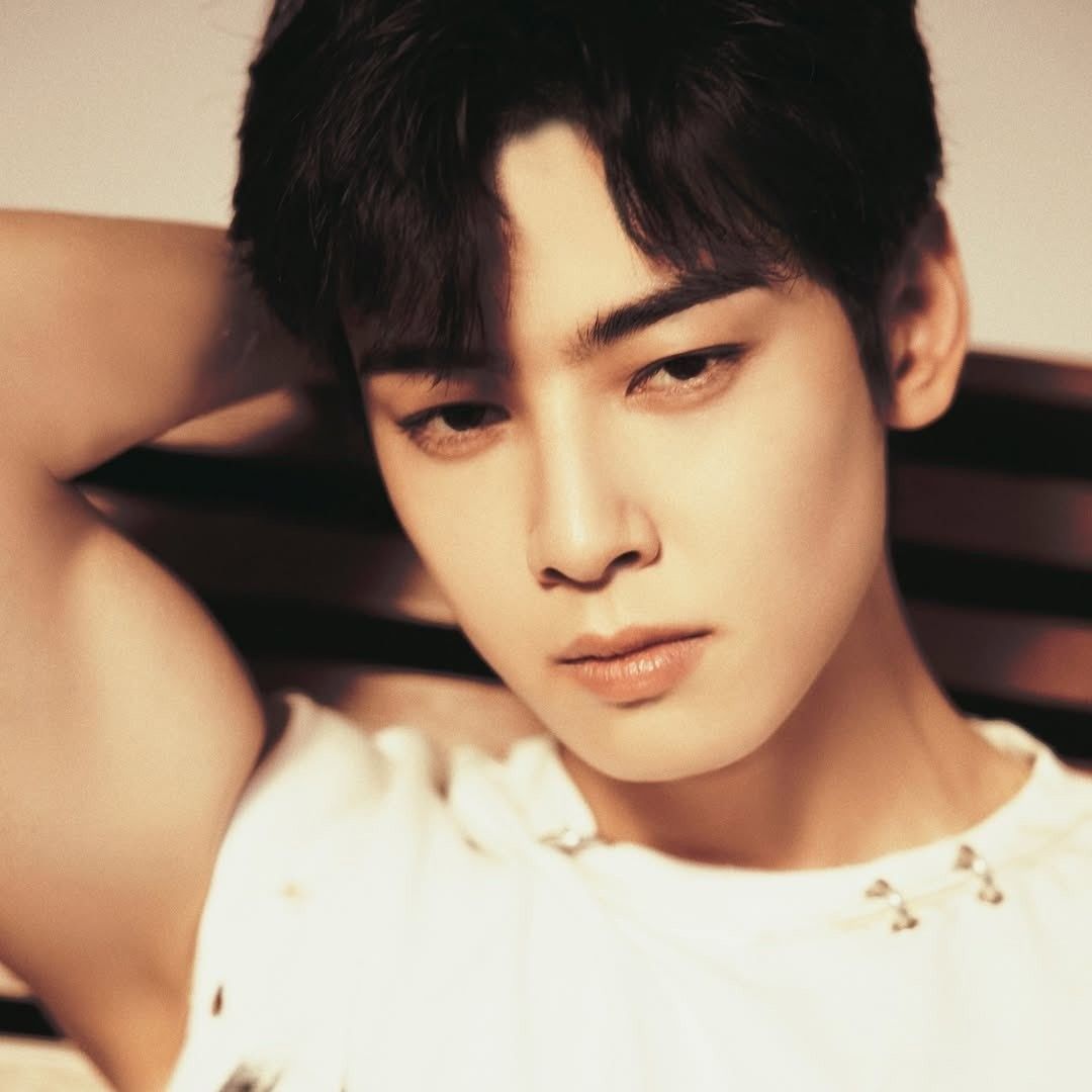 Latest photo of Cha Eunwoo