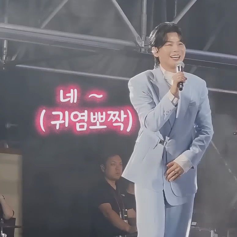 Behind-the-scenes cut of Kim Junsu (1991)