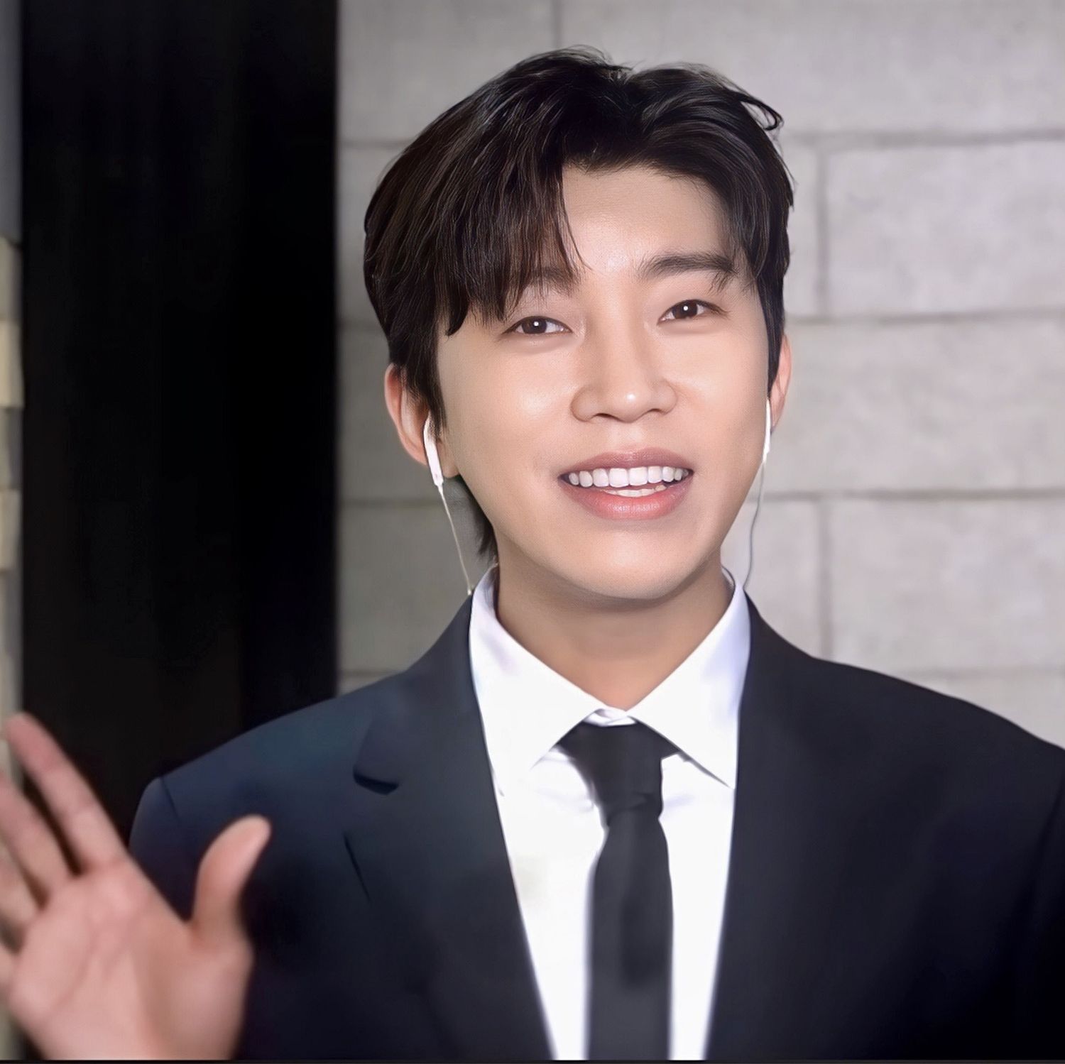 Foto kegiatan terbaru dari Lim Youngwoong