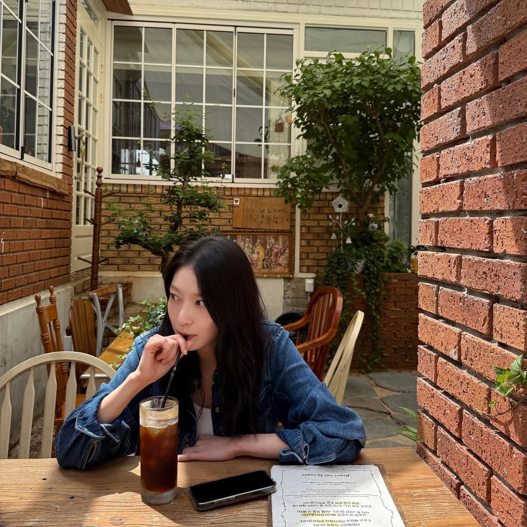 A moment captured by a fan of Gong Seungyeon