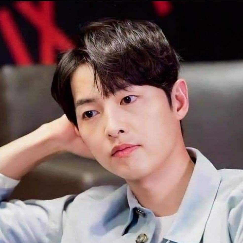 Behind-the-scenes cut of Song Joongki