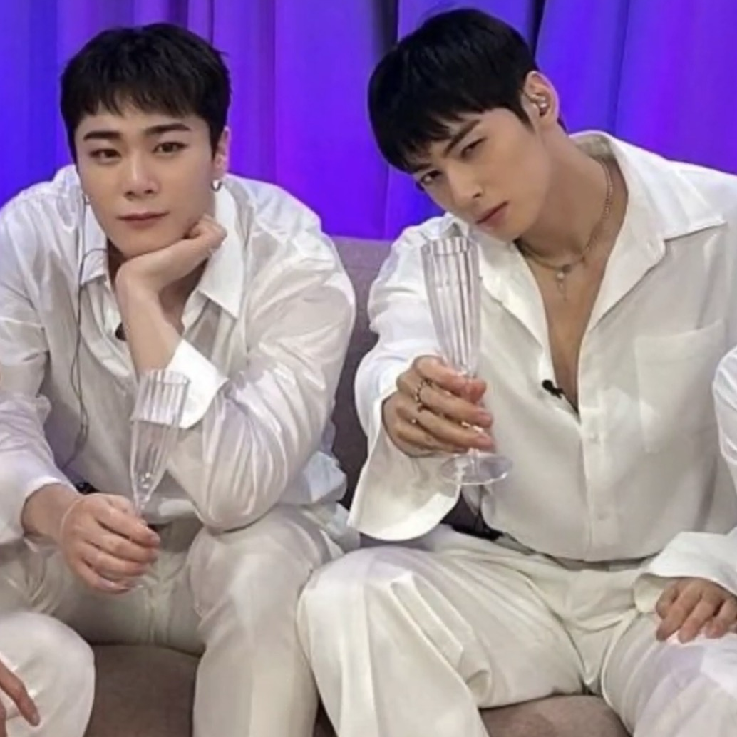 Foto terbaru dari Cha Eunwoo