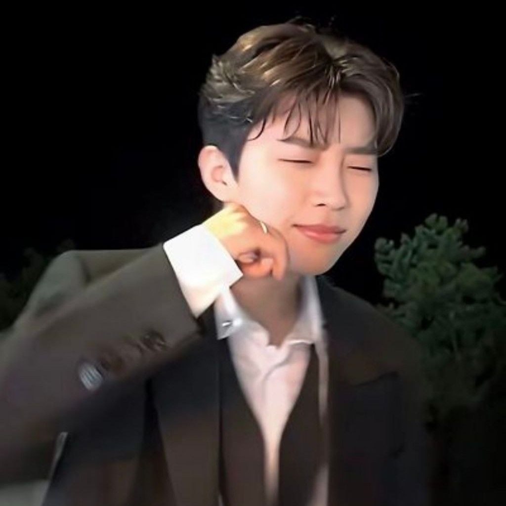 Foto terbaru dari Lim Youngwoong