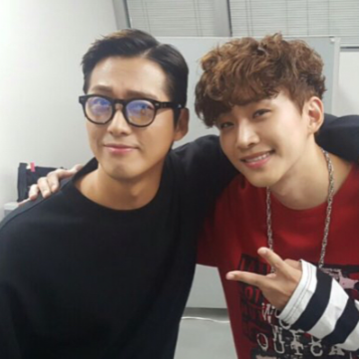 粉丝拍下的南宮珉瞬间