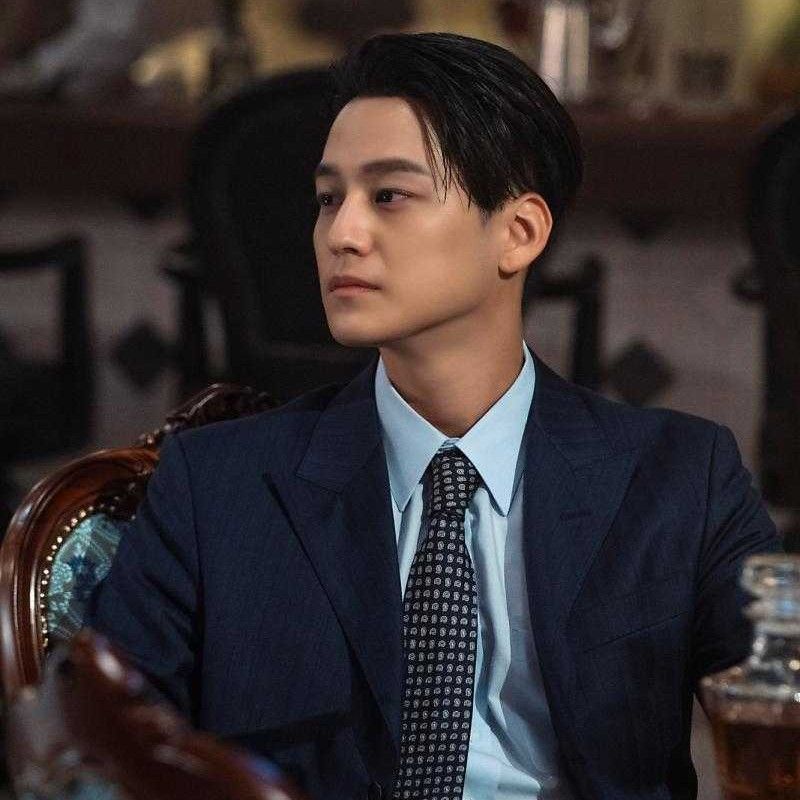 Recent activity shot of Kim Bum