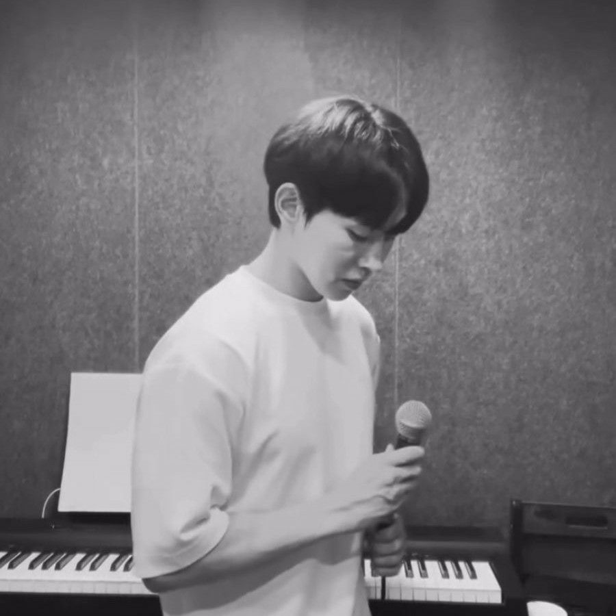 Latest photo of Lee Byeongchan