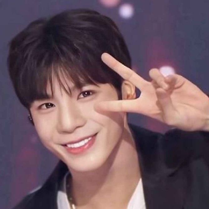 Behind-the-scenes cut of Jeong Dongwon
