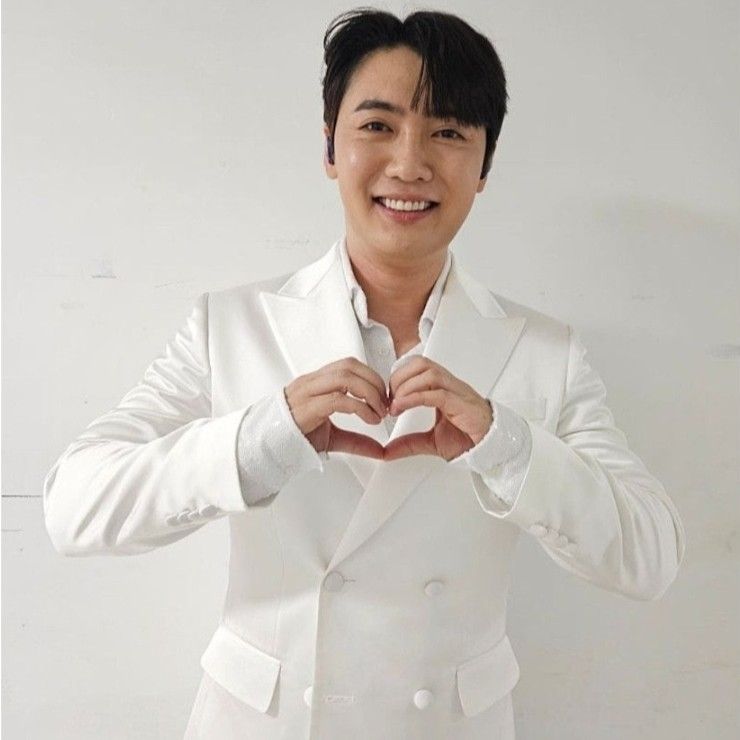 Recent activity shot of Son Binah