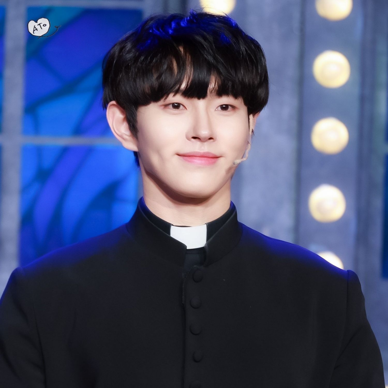 A moment captured by a fan of Lee Byeongchan