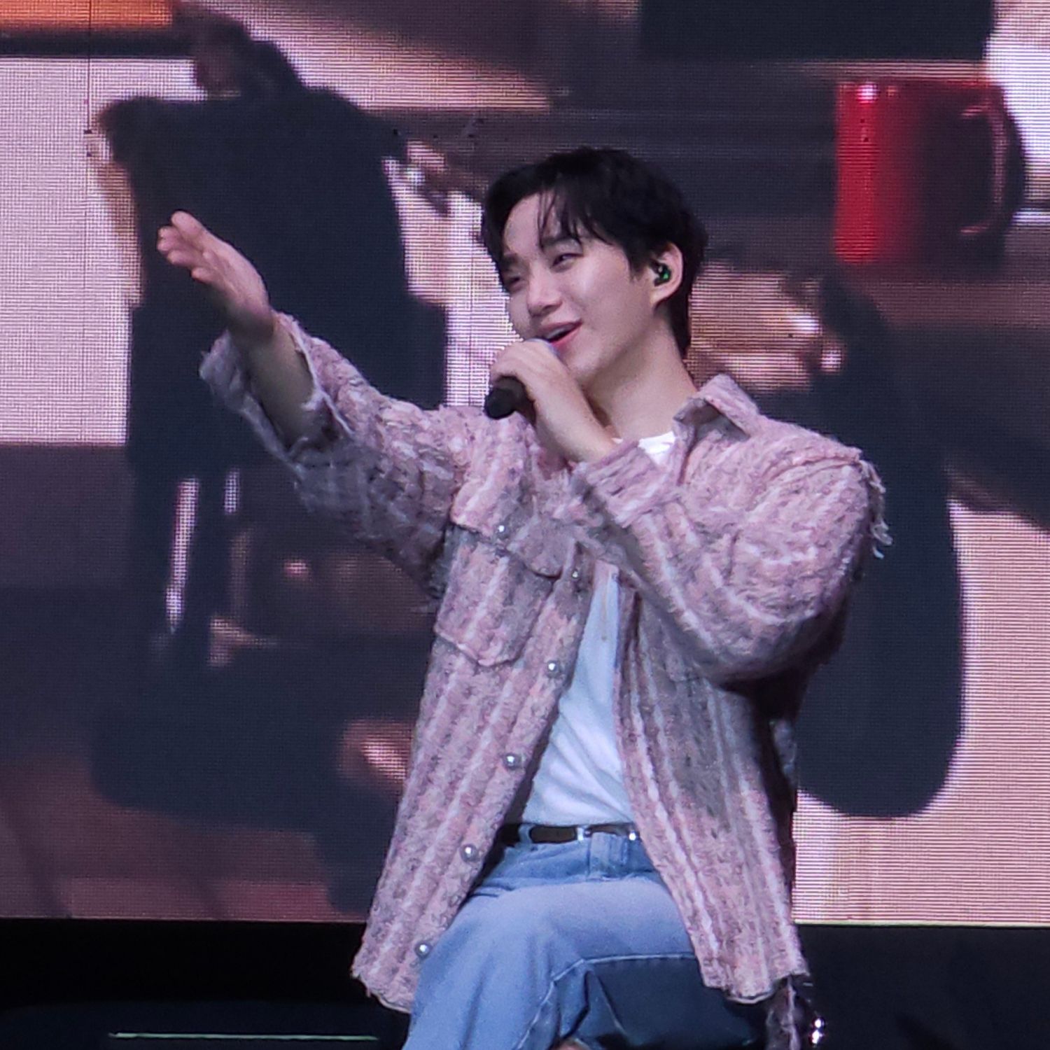 粉絲拍下的李俊昊瞬間