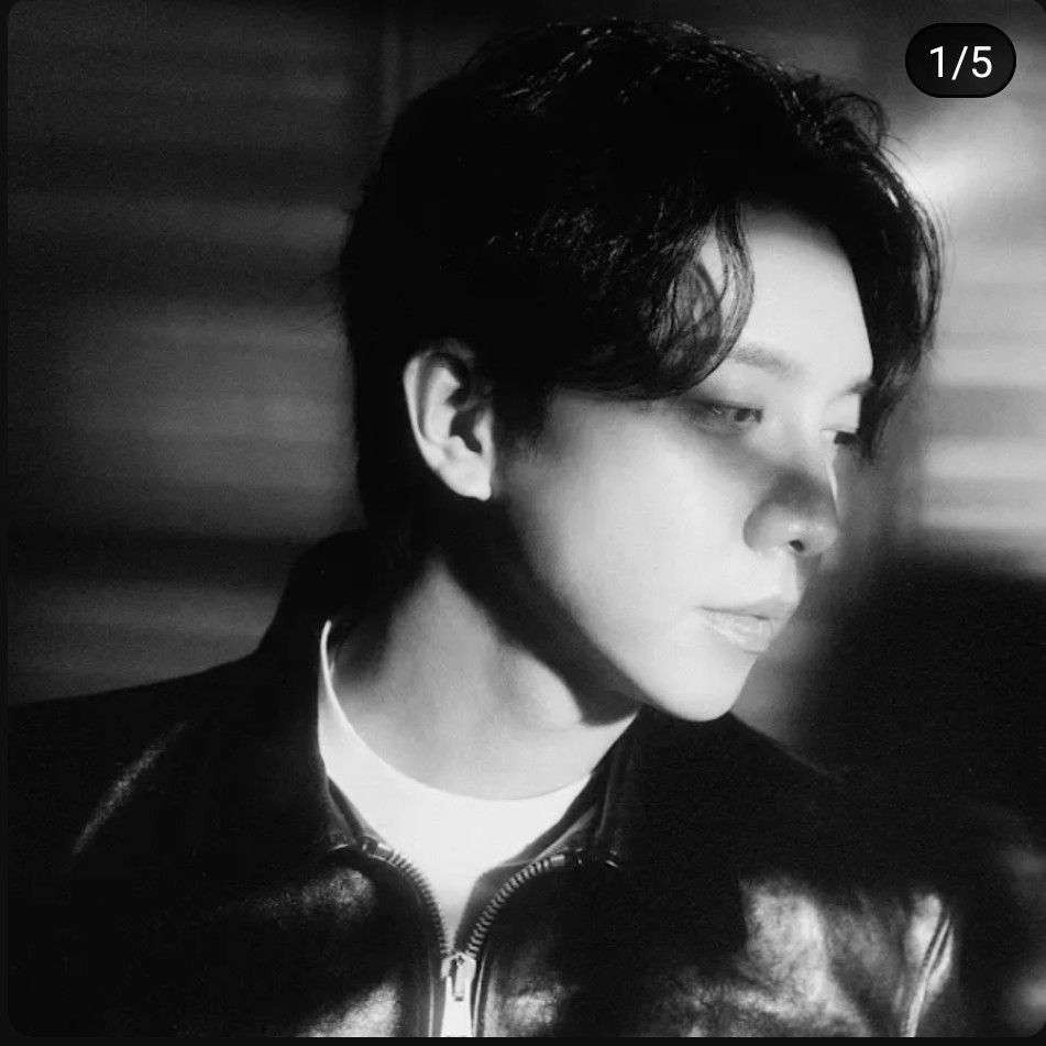 Behind-the-scenes cut of Lee Seunggi