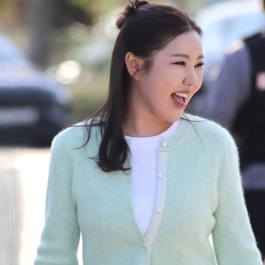 宋歌人的最新照片