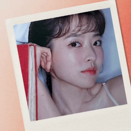 Behind-the-scenes cut of Park Boyoung