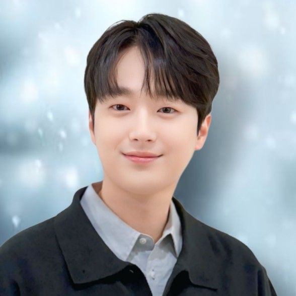 Foto terbaru dari Lee Chanwon