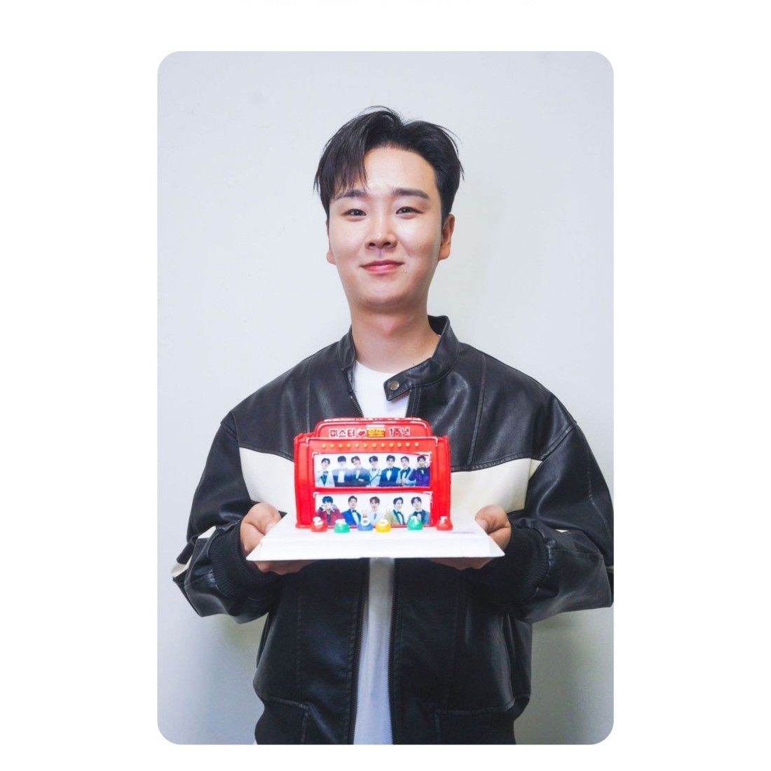 Latest photo of Song Minjun