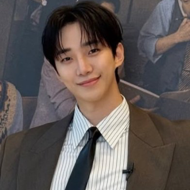 Foto kegiatan terbaru dari Lee Junho