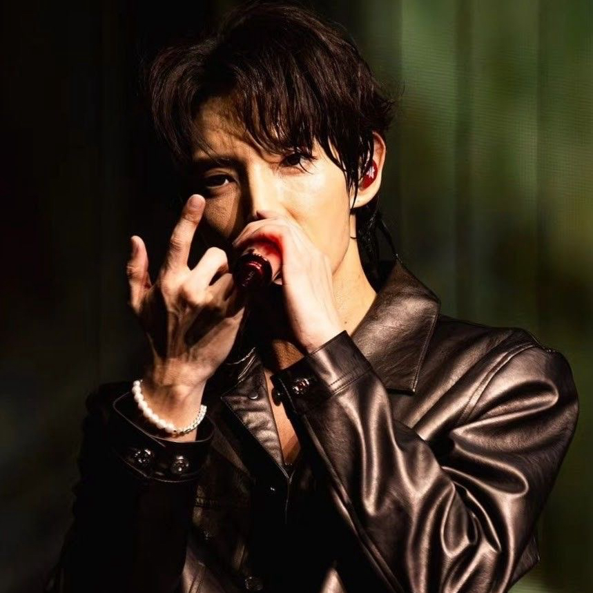 Recent activity shot of Lee Joongi