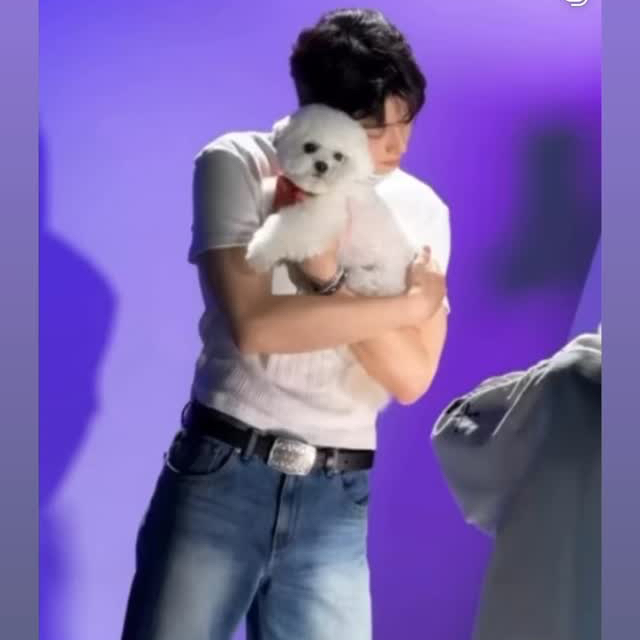 Foto terbaru dari Cha Eunwoo