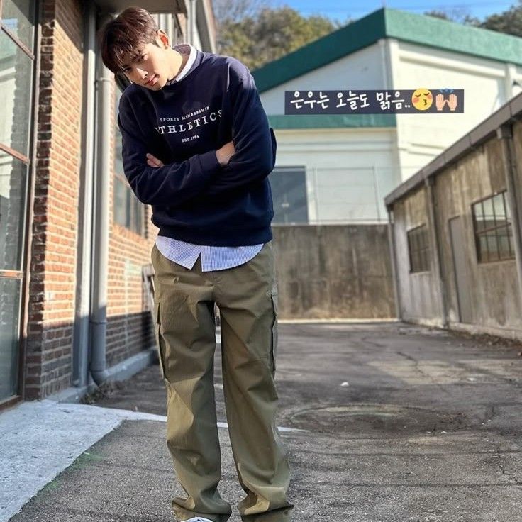 Foto kegiatan terbaru dari Cha Eunwoo