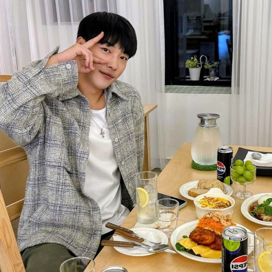 Latest photo of Woo Dohwan