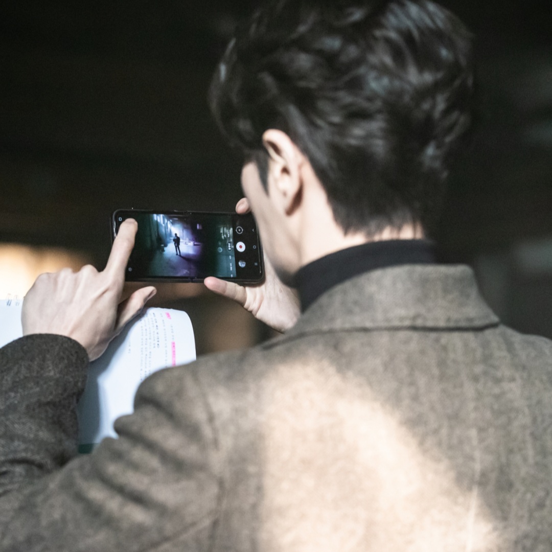 Behind-the-scenes cut of Park Haejin