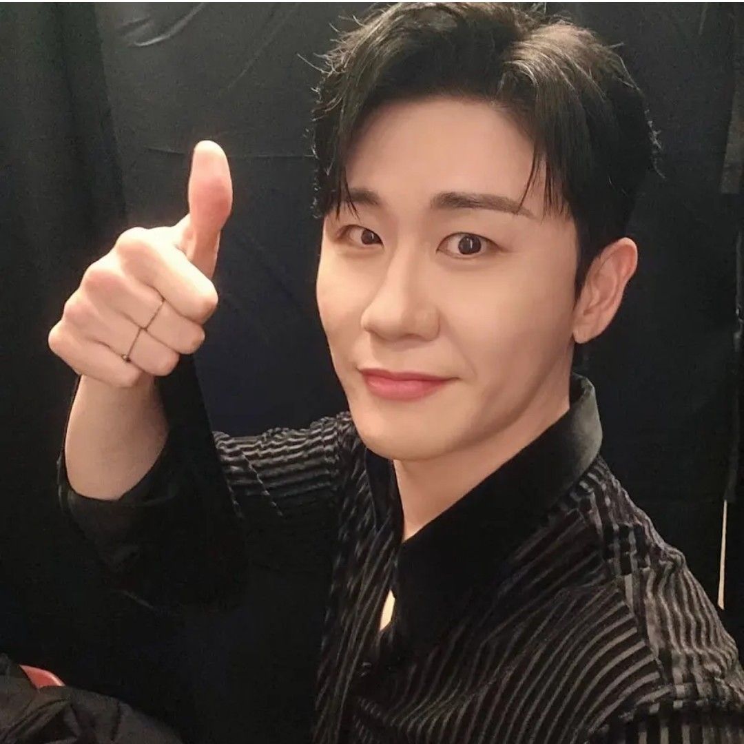 영탁의 비하인드 컷