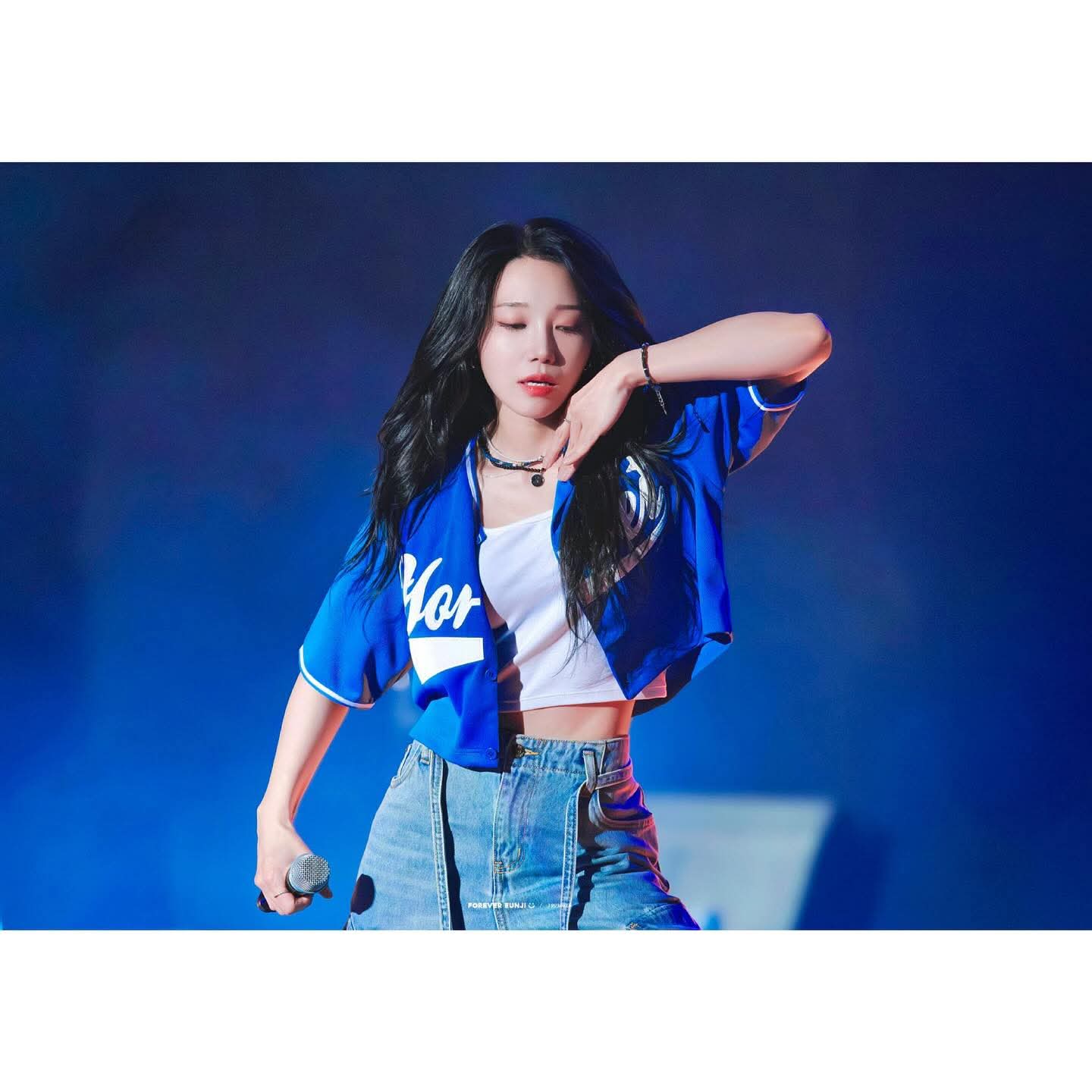 정은지의 비하인드 컷