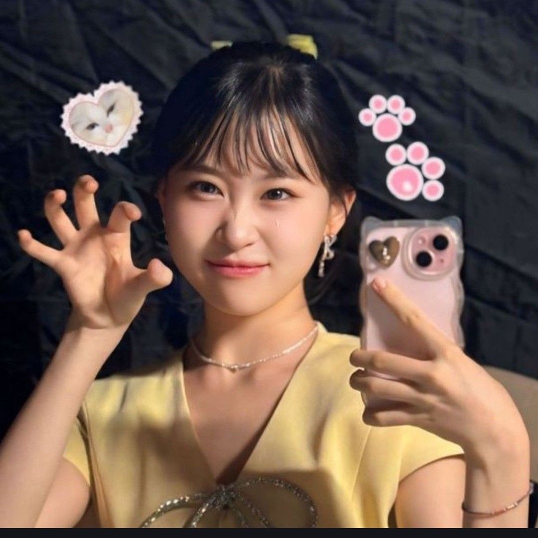 김다현 최근 활동샷