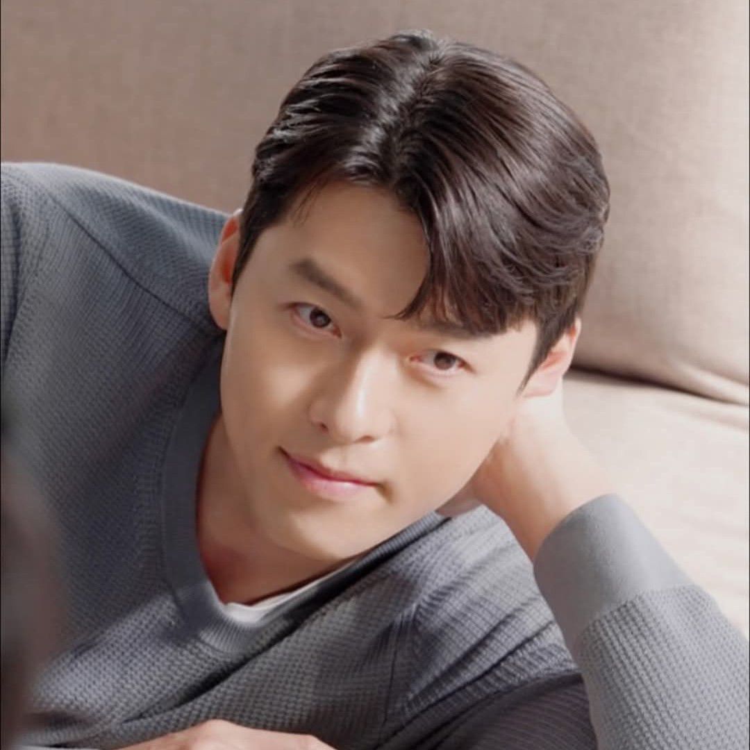Foto terbaru dari Hyun Bin