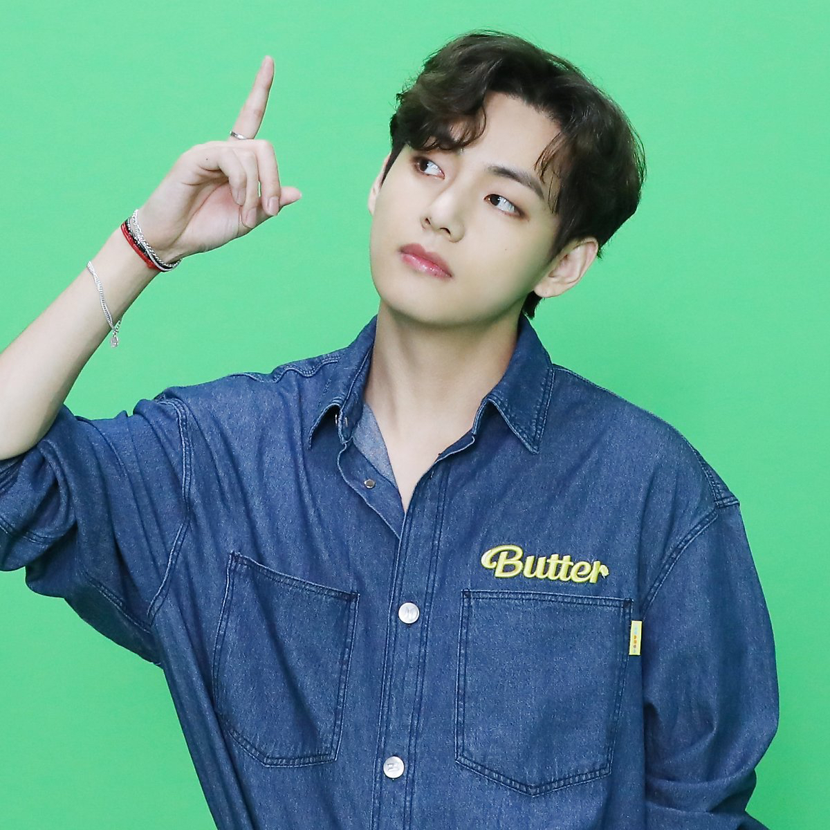 Recent activity shot of Kim Taehyung (V)