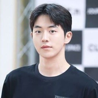 Behind-the-scenes cut of Nam Joohyuk