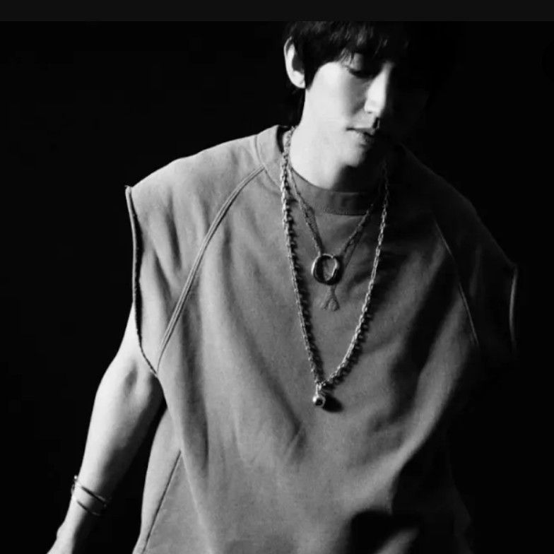 Recent activity shot of Lee Seungyoon