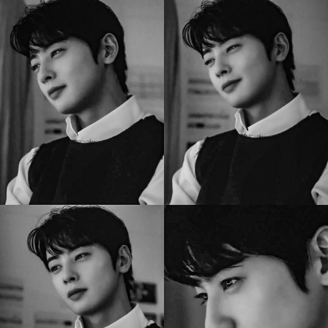 Latest photo of Cha Eunwoo
