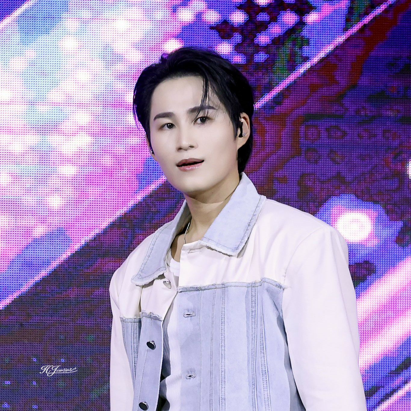 Cuplikan di balik layar dari Kim Heejae