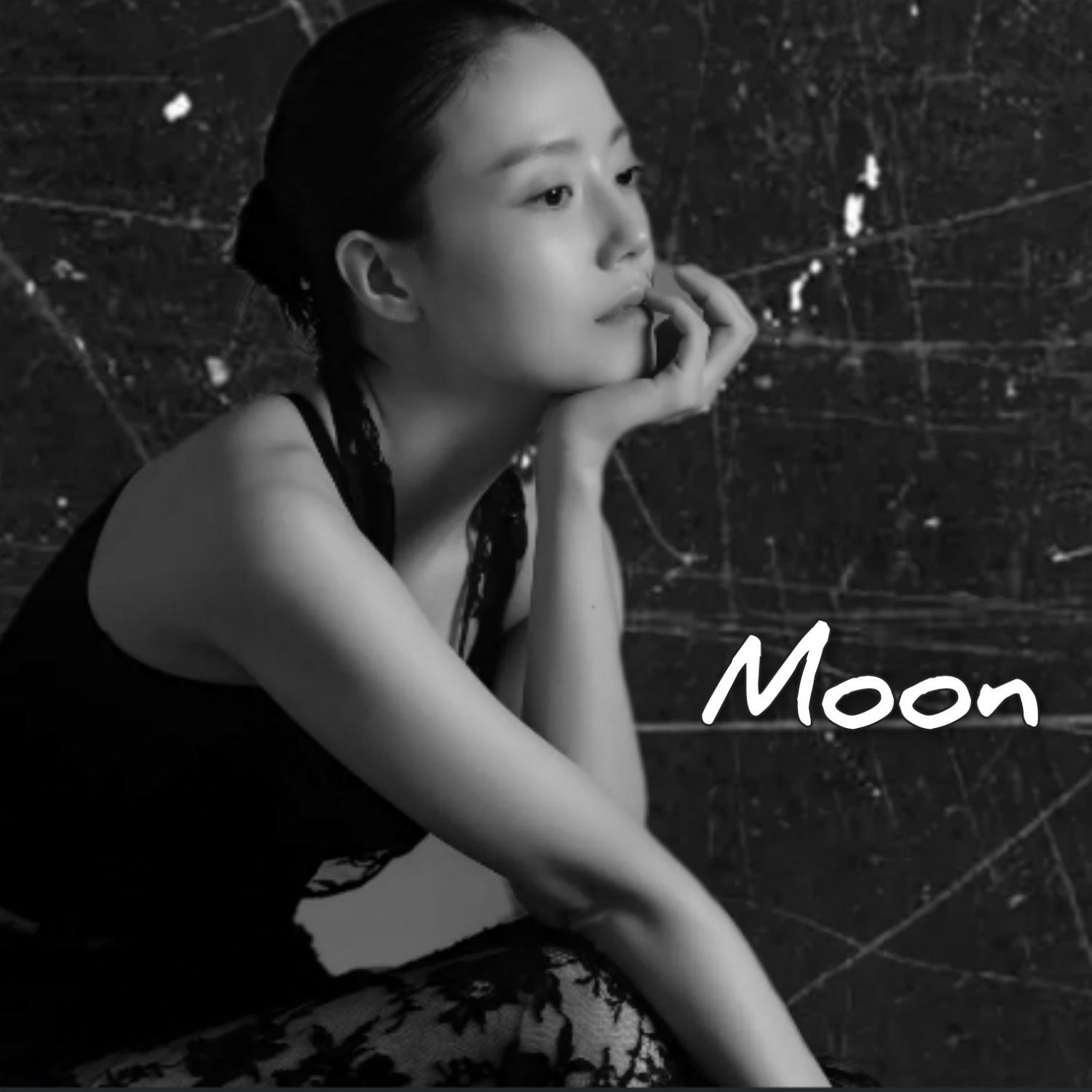 A moment captured by a fan of Moon Chaewon
